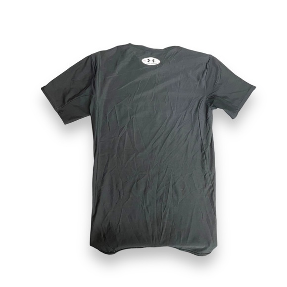 ✨BOYS UNDER ARMOUR SHIRT✨ - Picture 4 of 5